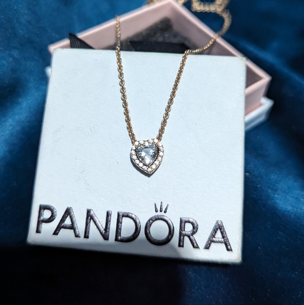 Sparkling Heart Collier Necklace